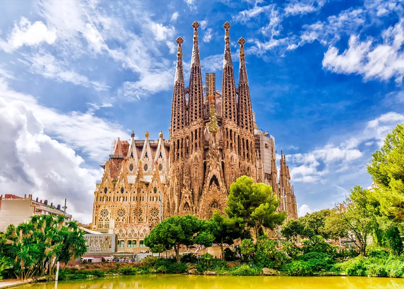 Sagrada Familia exterior